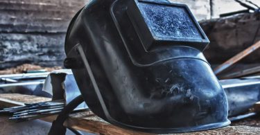 How Auto Darkening Welding Helmets Work