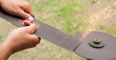 how to sharpen lawn mower blades