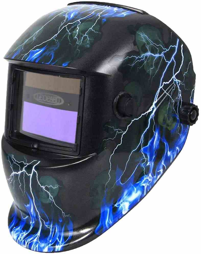 Battery-powered welding helmet