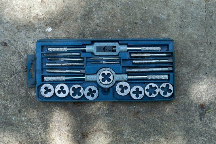 What Are Tap and Die Sets Used For