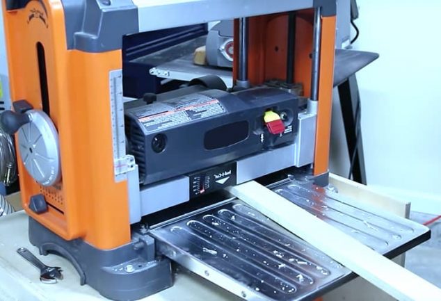 how to use a benchtop planer