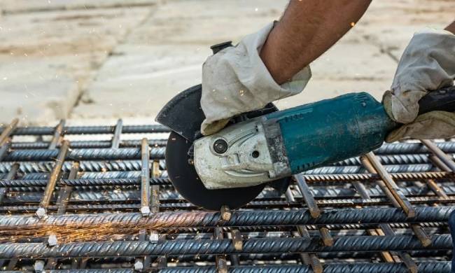 Cut Rebar With Angle Grinder