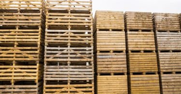 How to Seal Pallet Wood for Outdoor Use
