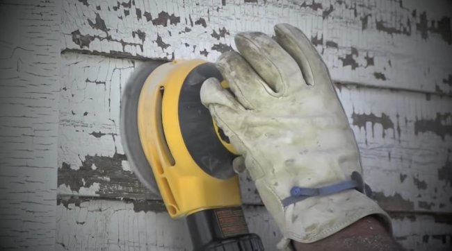 Remove paint with an orbital sander